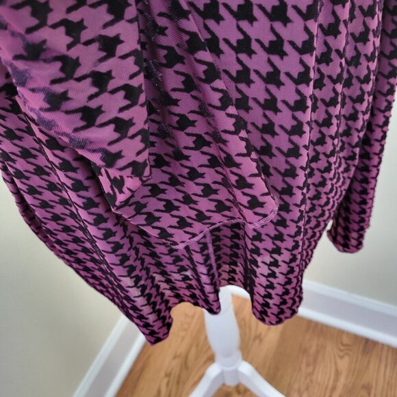 LIV by Habitat Clothes Burgundy Velvet Mesh Houndstooth Sheer Cowl Top Size M - Picture 9 of 14